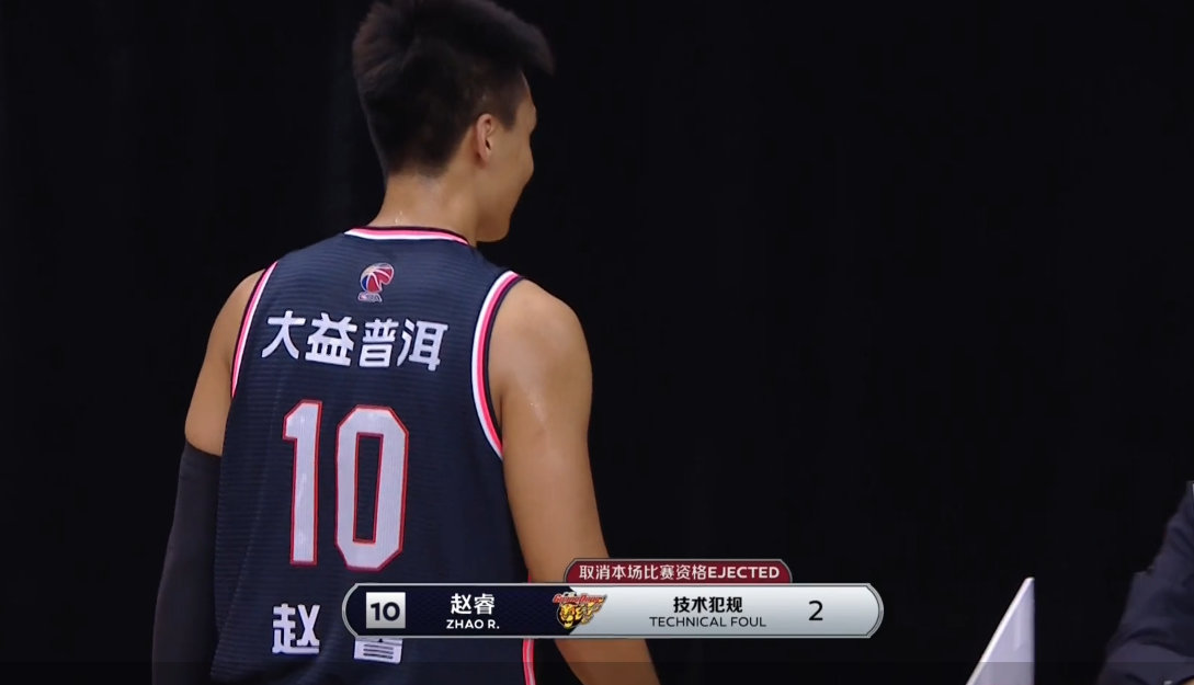 李根“踢襠”到底冤不冤？微博回應：培養(yǎng)優(yōu)